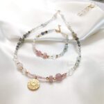 AVELINE - naszyjnik premium z kwarcem różowym i akwamarynem AVELINE - naszyjnik premium z kwarcem różowym i akwamarynem