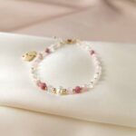 Bransoletka IT'S A GIRL! z różowymi kamieniami Bransoletka IT'S A GIRL! z różowymi kamieniami