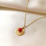 Łańcuszek - blaszka i koral Łańcuszek - blaszka i koral