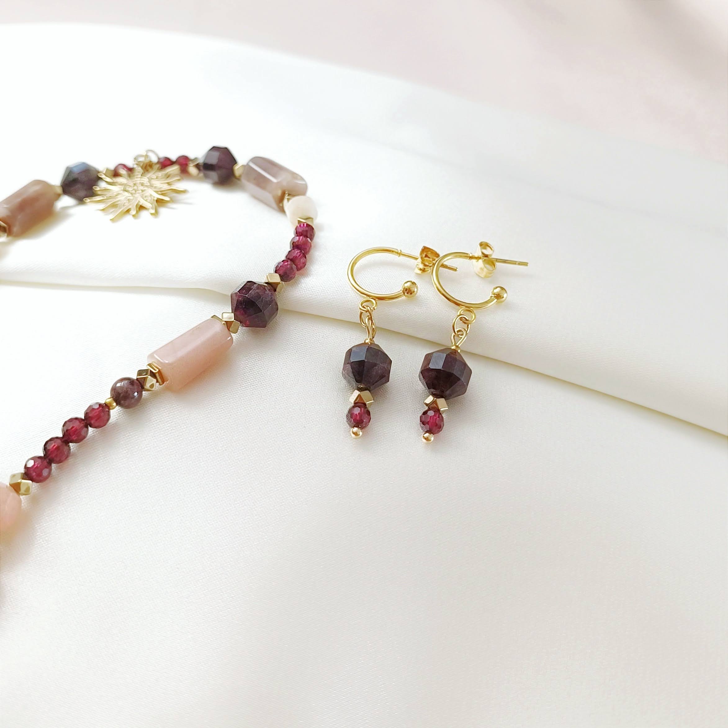 1730652796368 Kolczyki NARIN z granatem