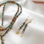 ZEMIRA - długi naszyjnik z malachitem i tygrysim okiem ZEMIRA - długi naszyjnik z malachitem i tygrysim okiem