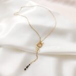 Łańcuszek Beezu z czarnymi kamieniami Łańcuszek Beezu z czarnymi kamieniami