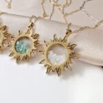 Sekretnik słońce z kamieniami Sekretnik słońce z kamieniami