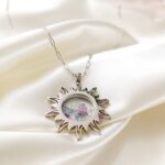 Sekretnik słońce z kamieniami Sekretnik słońce z kamieniami