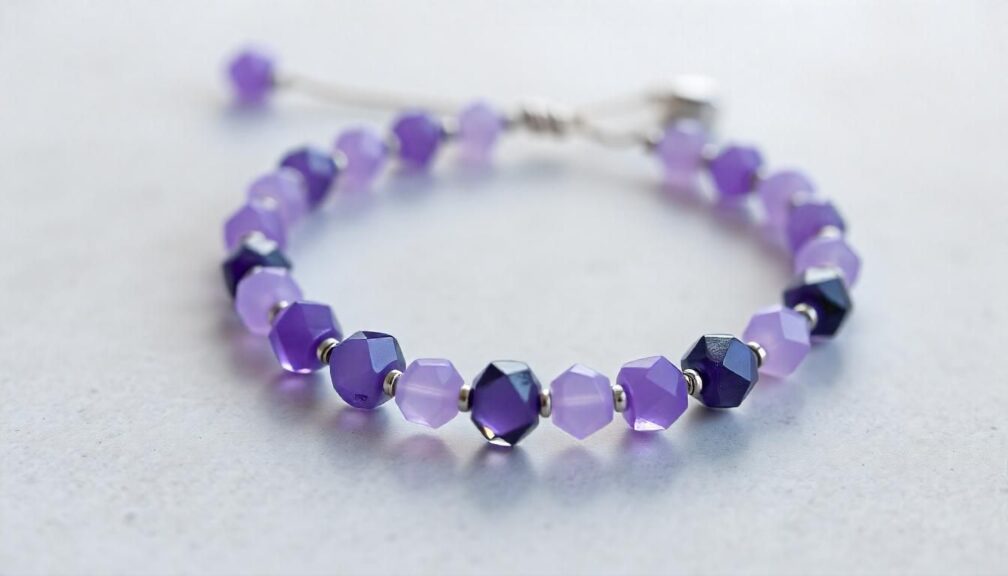 Kolory bransoletek – znaczenie i symbolika, którą warto znać Kolory bransoletek – znaczenie i symbolika, którą warto znać