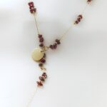 Naszyjnik - łańcuszek z granatem Naszyjnik - łańcuszek z granatem