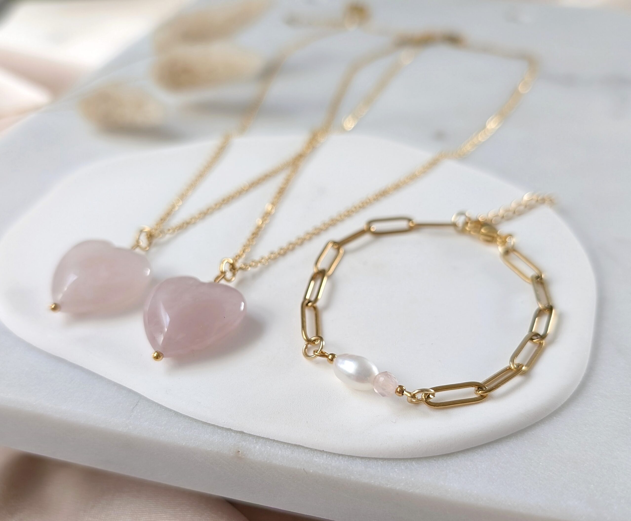 1000020761 Łańcuszek - serce kwarc różowy