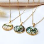 Wisiorki z owadami Wisiorki z owadami