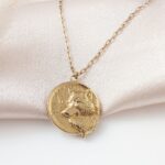 Łańcuszek - amulet z wilkiem Łańcuszek - amulet z wilkiem