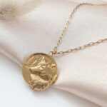 Łańcuszek - amulet z wilkiem Łańcuszek - amulet z wilkiem