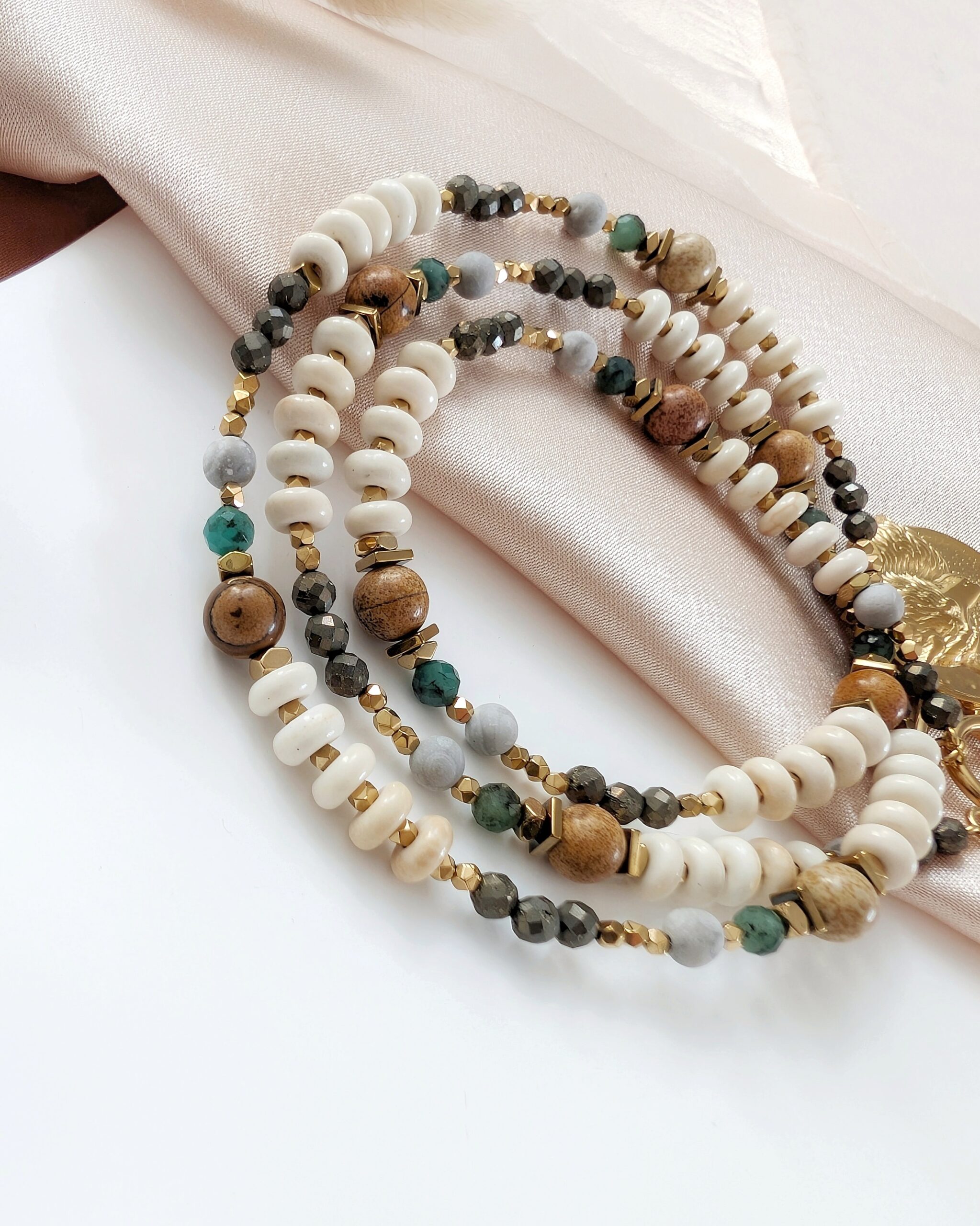 1000041630 Naszyjnik GAJA