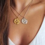 Łańcuszek - amulet z wilkiem Łańcuszek - amulet z wilkiem