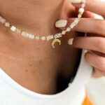 Naszyjnik LUNEA z kamieniem księżycowym Naszyjnik LUNEA z kamieniem księżycowym