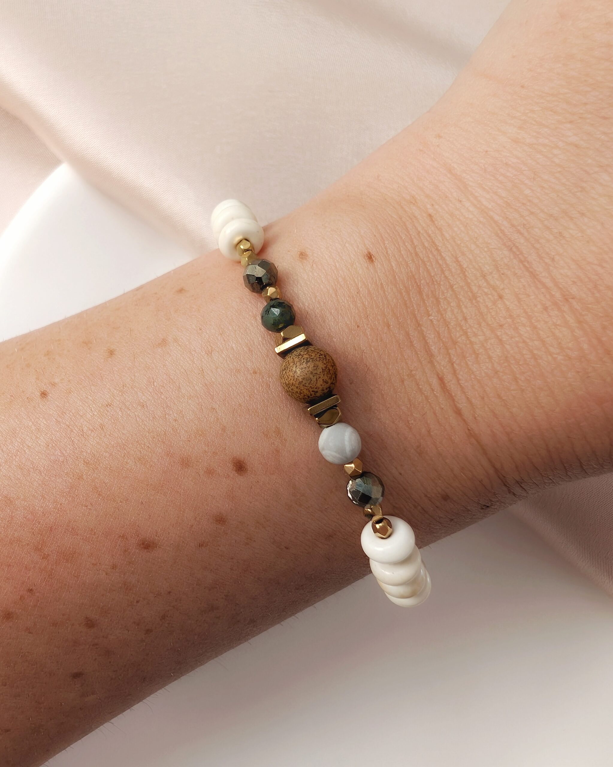 1000045846 Bransoletka GAJA