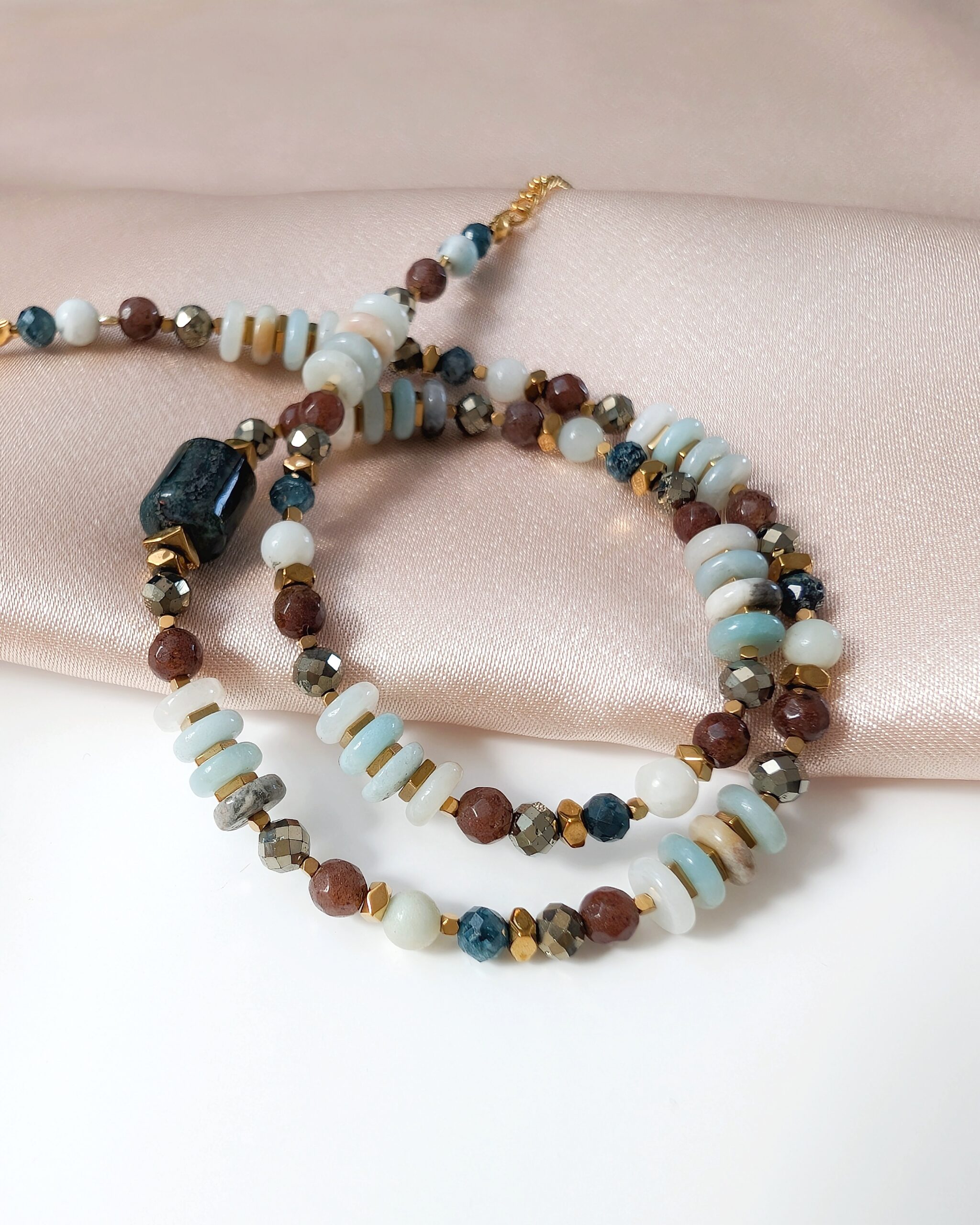 1000047415 Naszyjnik INDU