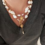 Naszyjnik z nieregularnych pereł Naszyjnik z nieregularnych pereł